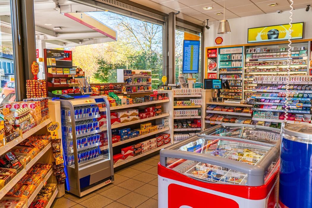 Bilder Shell Recharge Charging Station