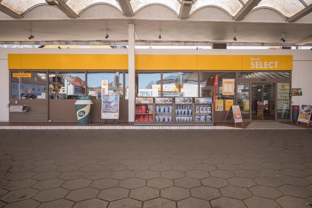 Bilder Shell Recharge Charging Station