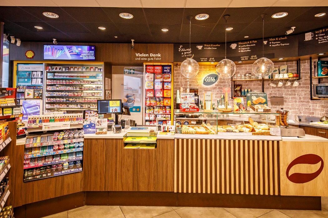 Bilder Shell Recharge Charging Station