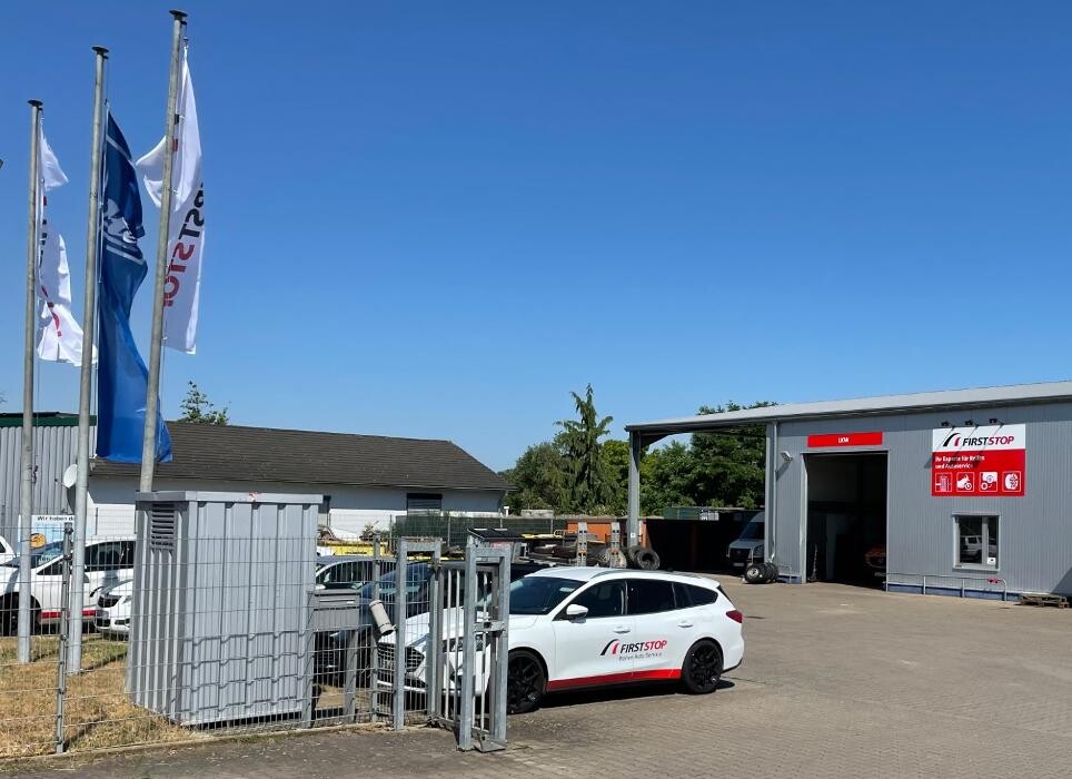 Bilder First Stop Reifen Auto Service