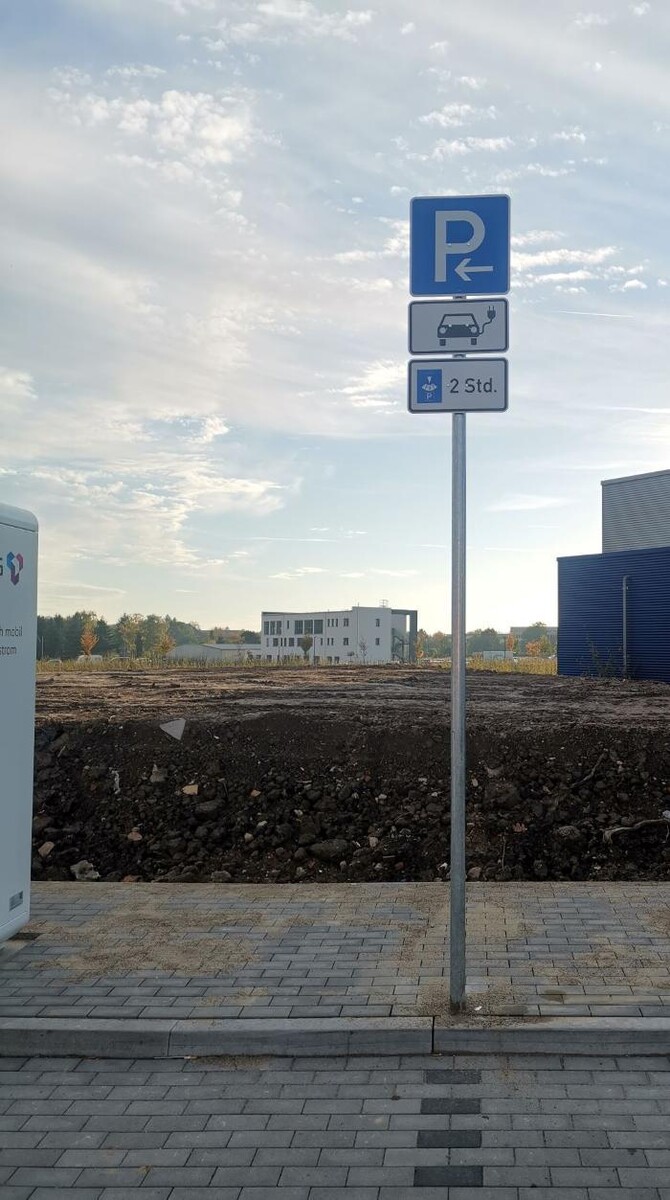 Bilder TEAG Mobil-Ladestation