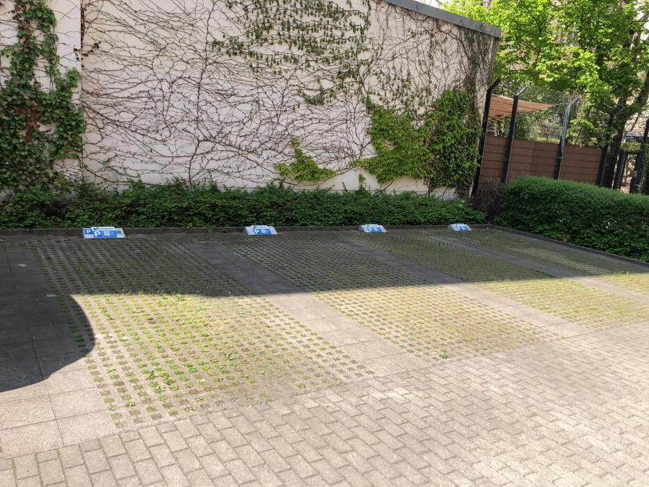 Bilder ampido Parkplatz