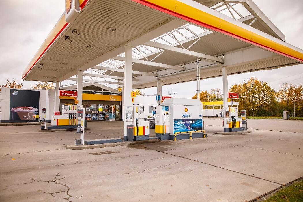 Bilder Shell Recharge Charging Station