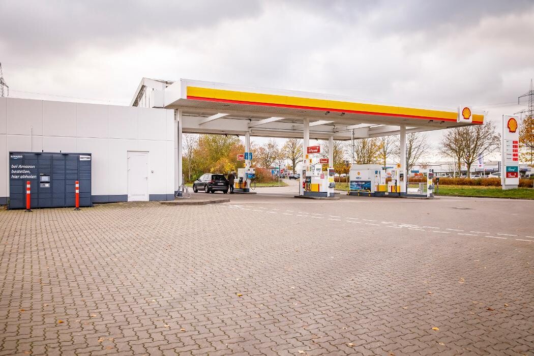 Bilder Shell Recharge Charging Station