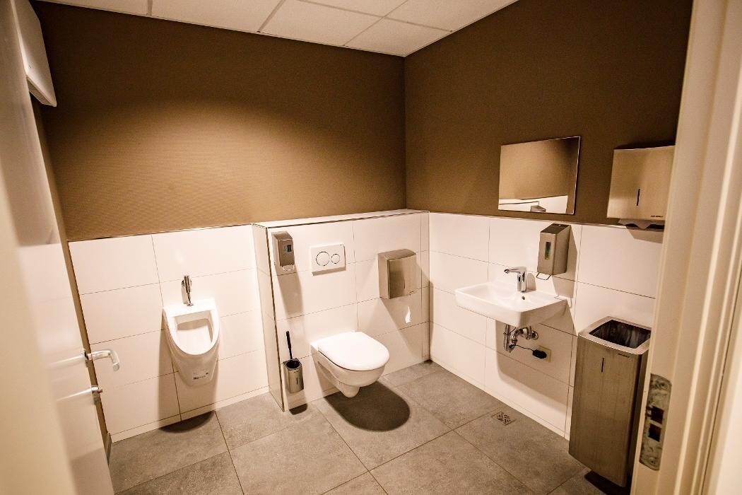 Bilder Shell Recharge Charging Station