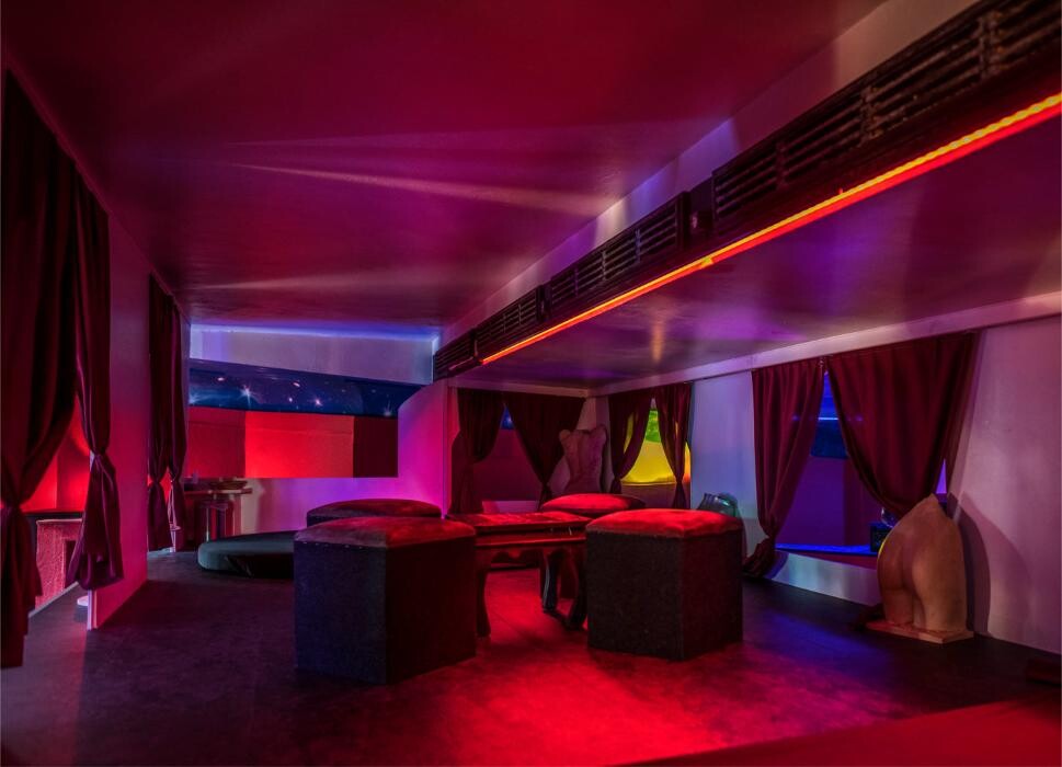 Bilder Club Equinoxe