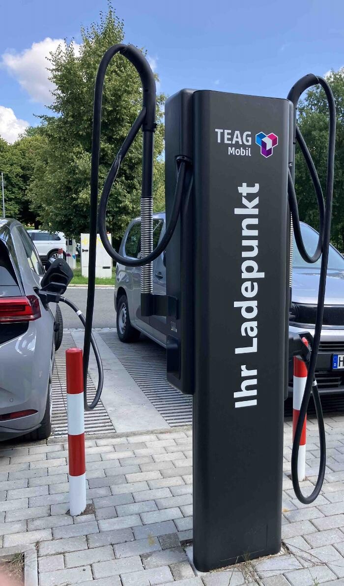 Bilder TEAG Mobil-Ladestation