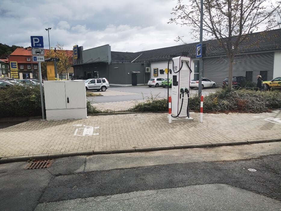 Bilder TEAG Mobil-Ladestation