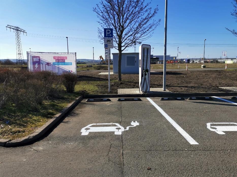 Bilder TEAG Mobil-Ladestation