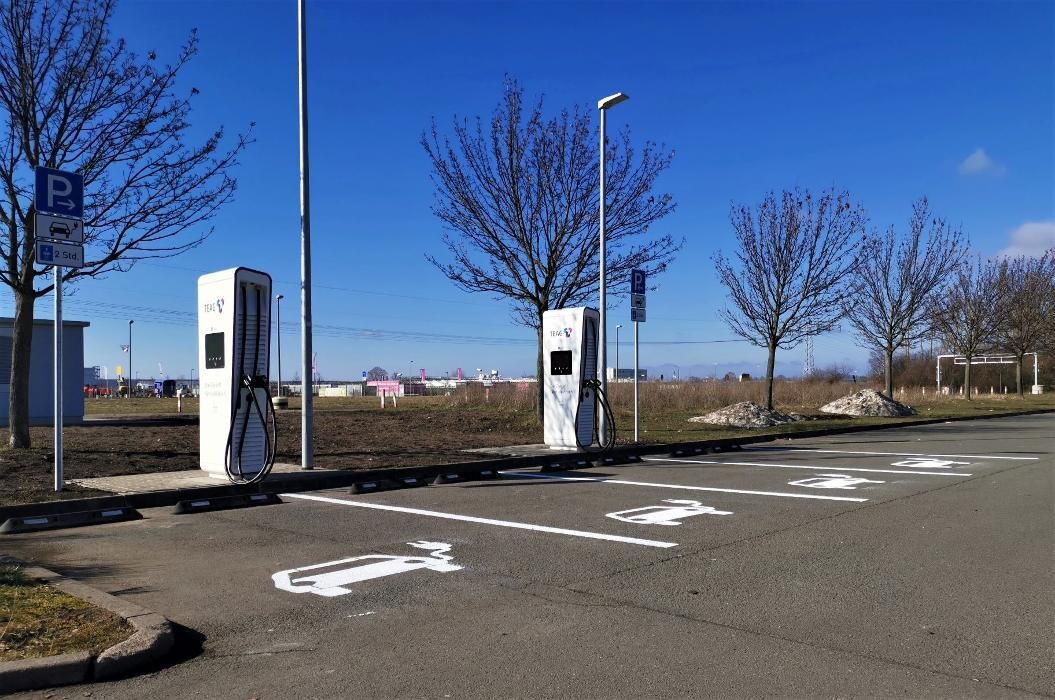 Bilder TEAG Mobil-Ladestation