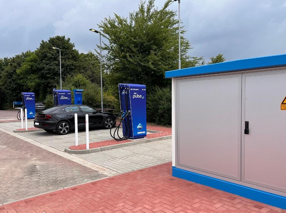 Bilder Aral pulse Ladestation