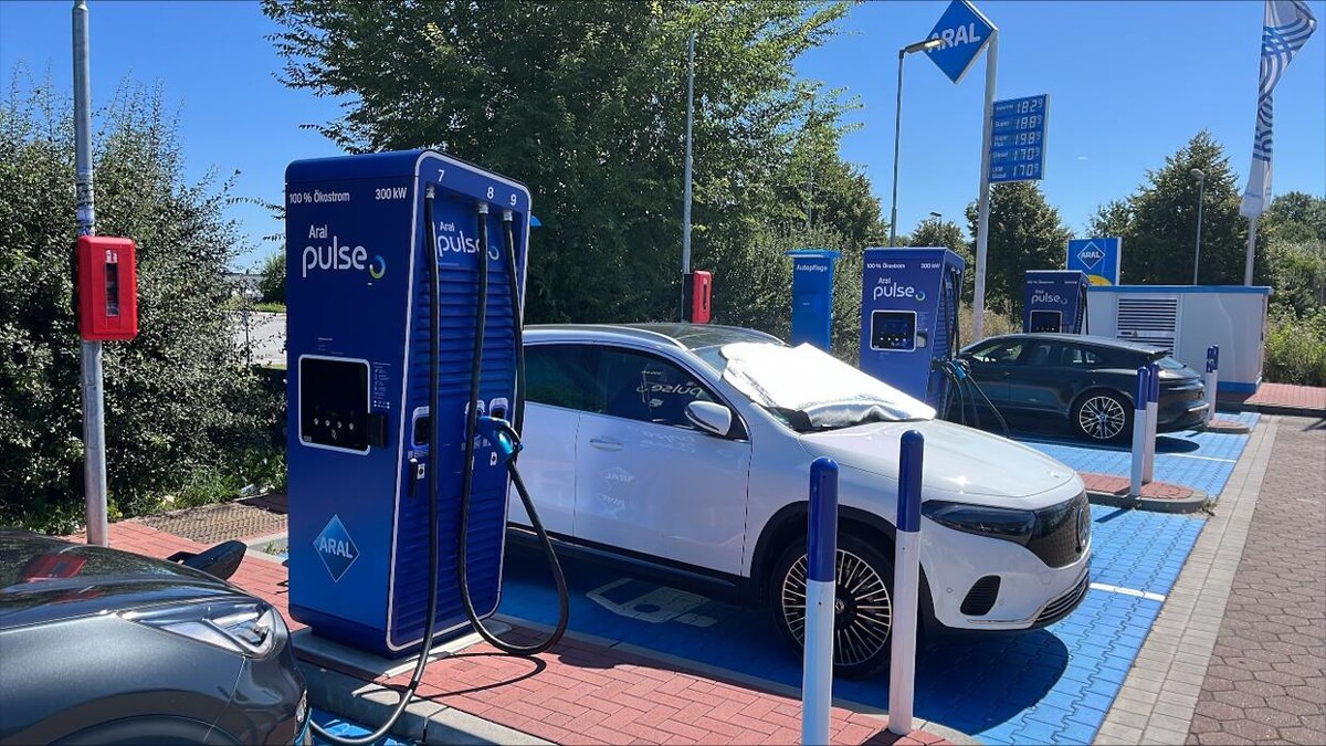 Bilder Aral pulse Ladestation