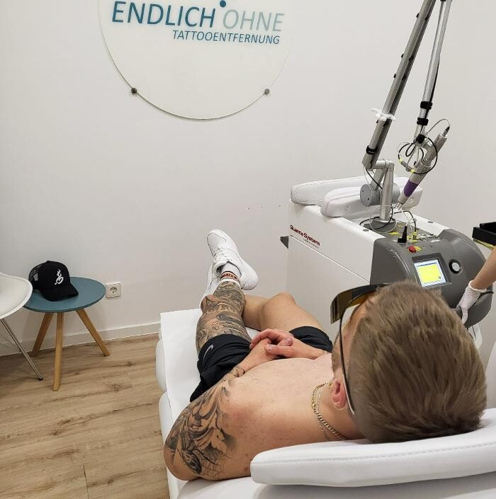 Bilder ENDLICH OHNE Tattooentfernung Filiale Frankfurt