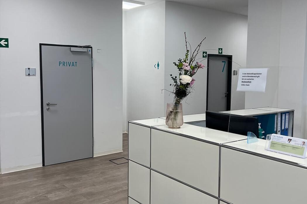 Bilder ENDLICH OHNE Tattooentfernung Filiale Frankfurt