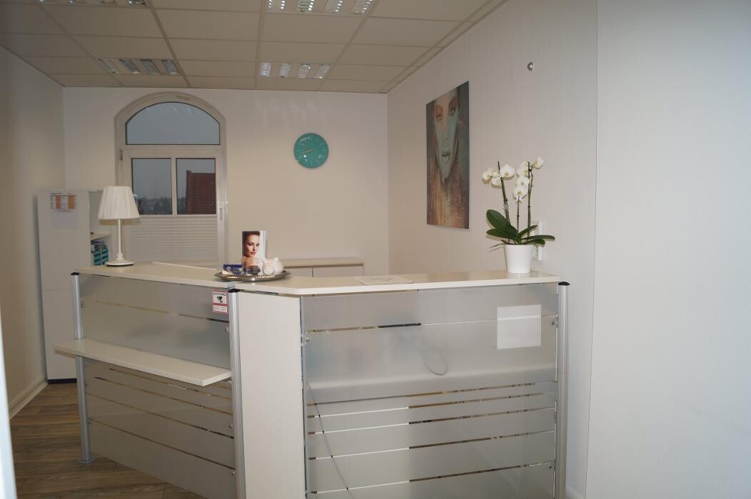 Bilder ENDLICH OHNE Tattooentfernung Filiale Kassel