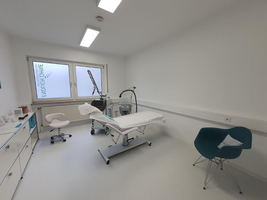 Bilder ENDLICH OHNE Tattooentfernung Filiale Bamberg