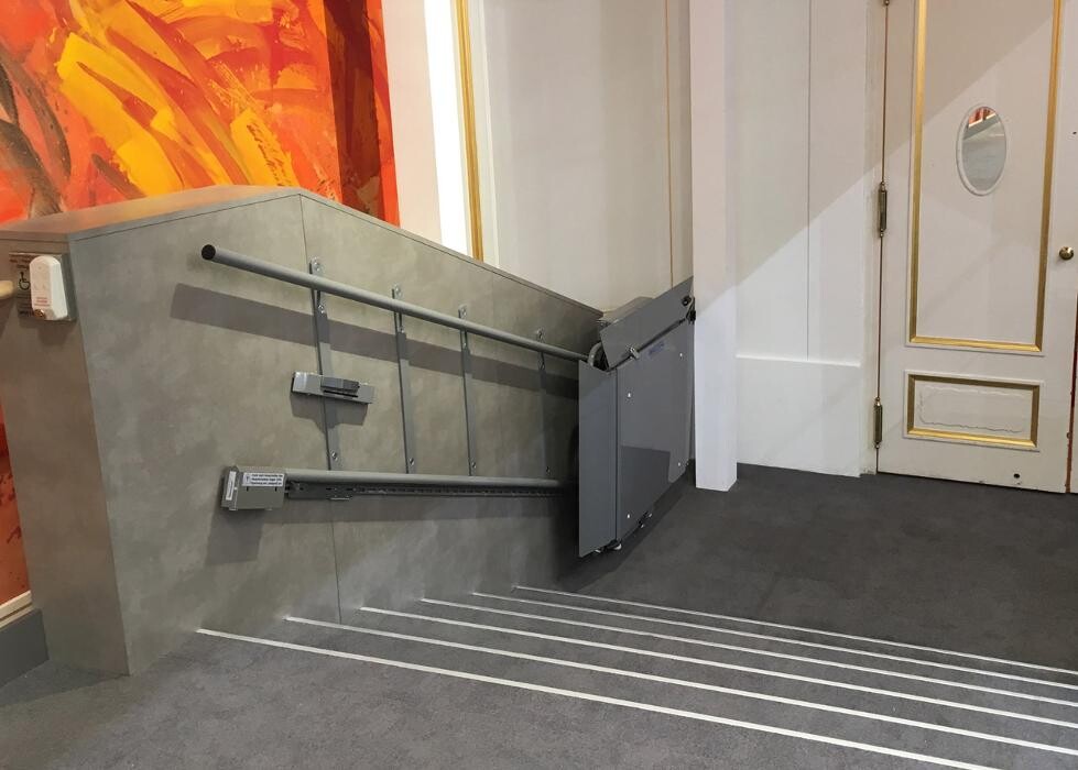 Bilder sani-trans GmbH | Rollstuhllift, Plattformlift & Hublift