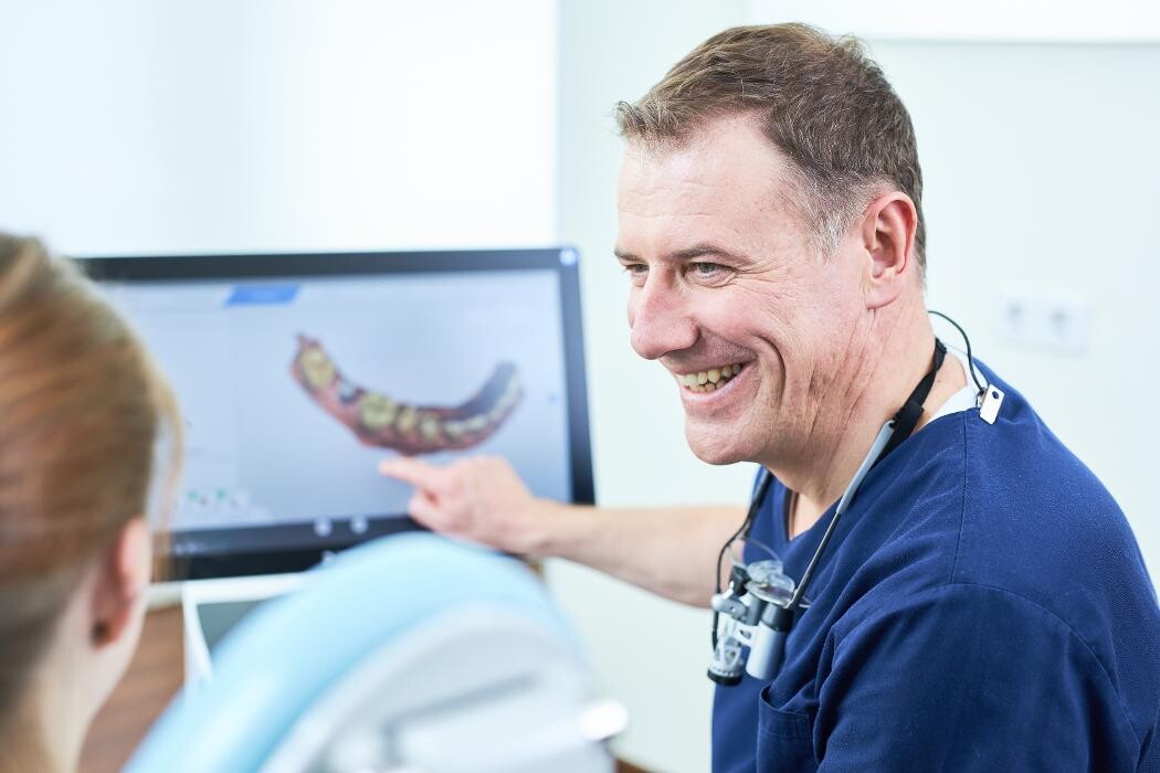 Bilder Dr. Matthias Siegler Fachzahnarzt für Oralchirurgie