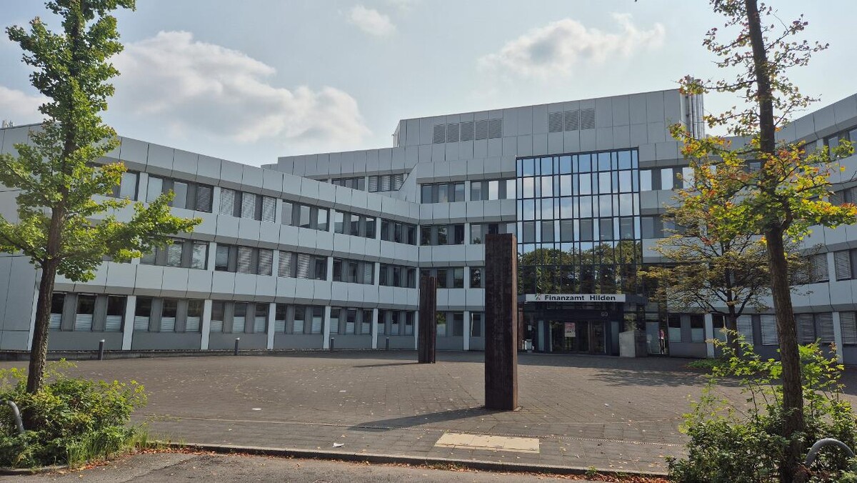 Bilder Finanzamt Hilden