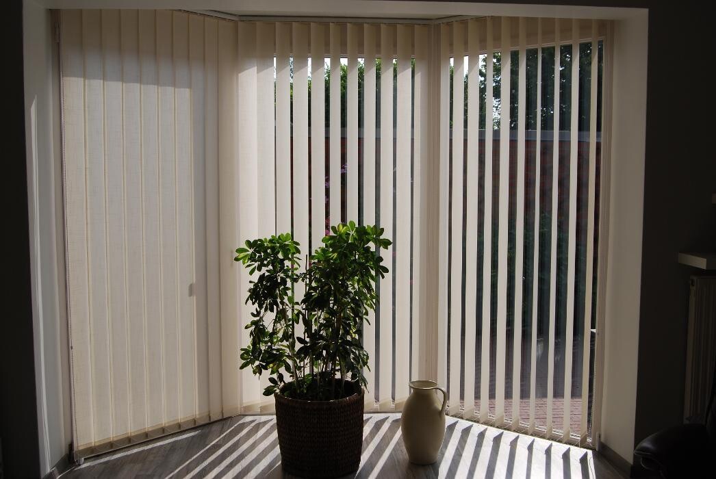 Bilder adel-rollos Sonnenschutzsysteme & Insektenschutzelemente