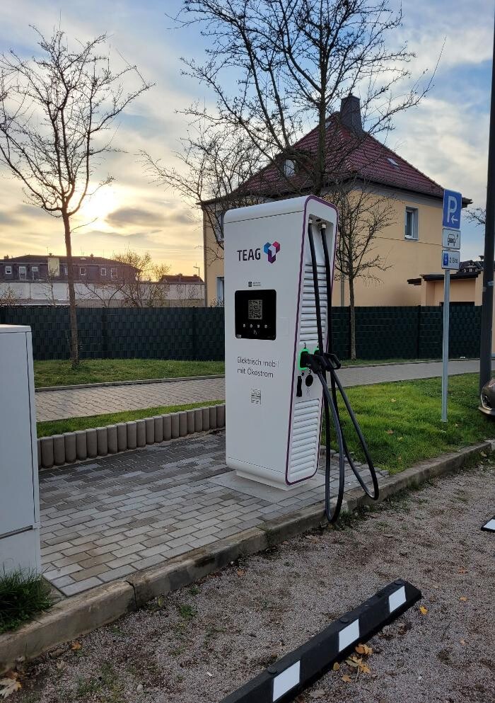 Bilder TEAG Mobil-Ladestation