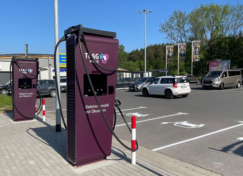 Bilder TEAG Mobil-Ladestation