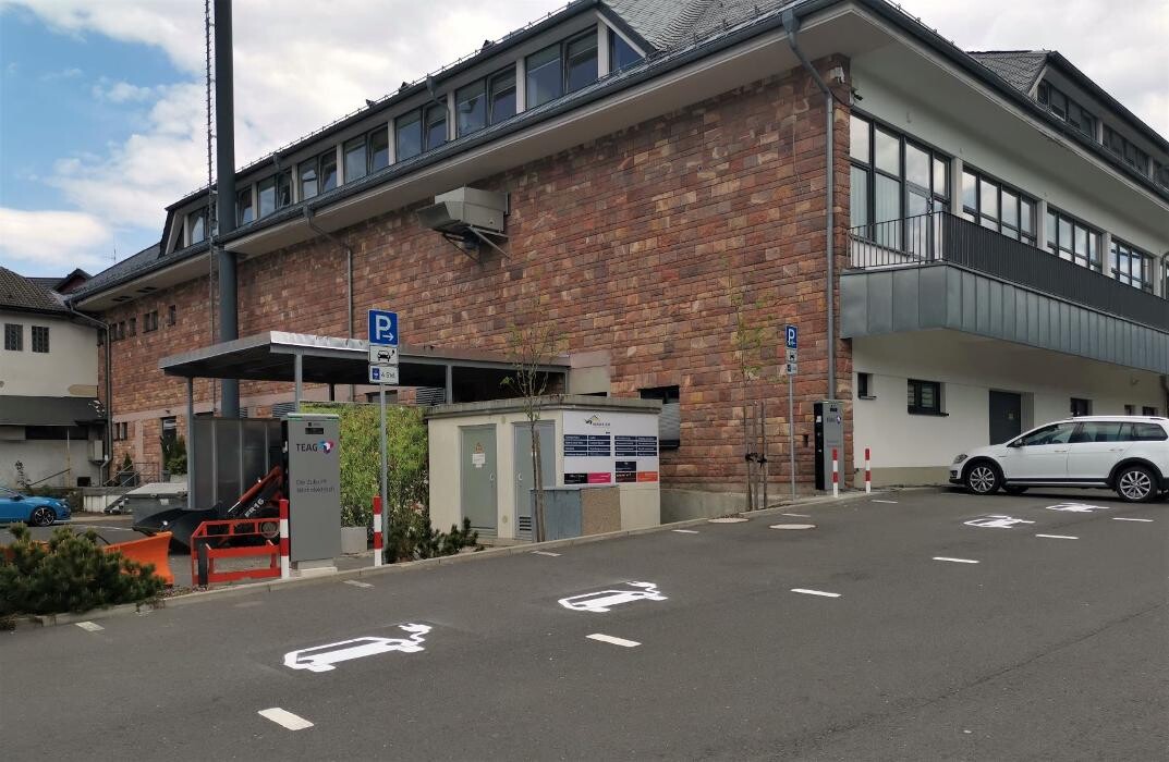Bilder TEAG Mobil-Ladestation
