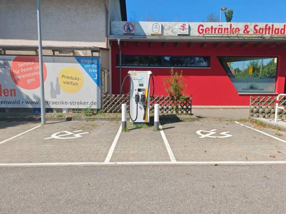 Bilder Shell Recharge Charging Station