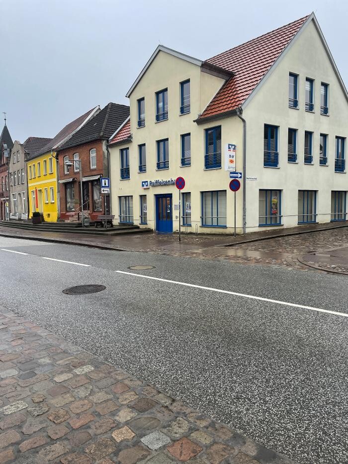 Bilder Raiffeisenbank Mecklenburger Seenplatte eG, Filiale Gnoien