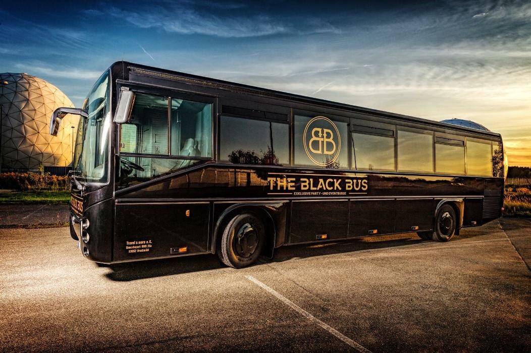 Bilder The Black Bus Partybus
