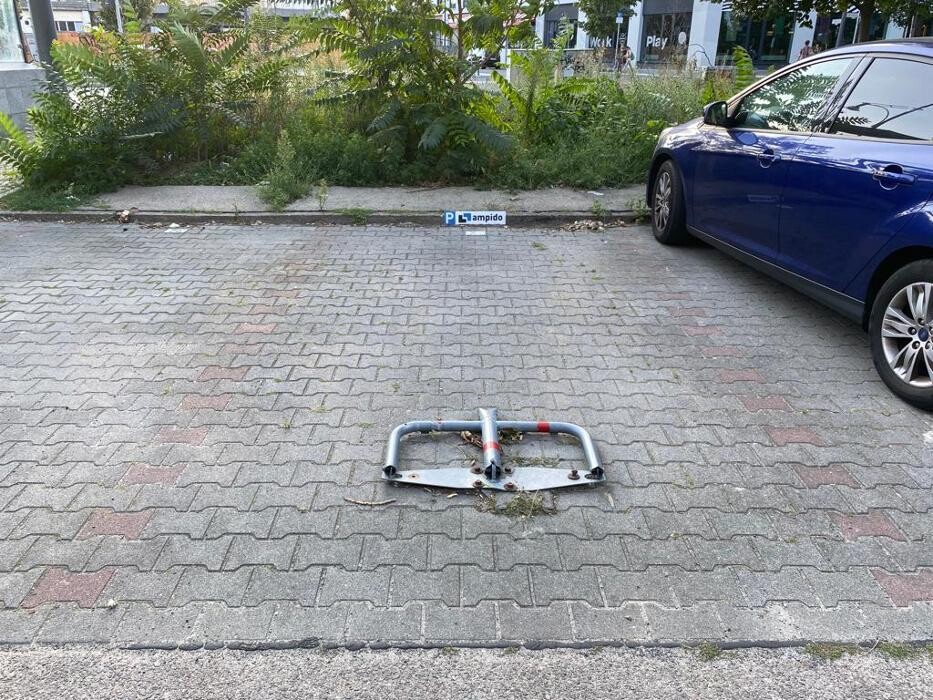 Bilder ampido Parkplatz