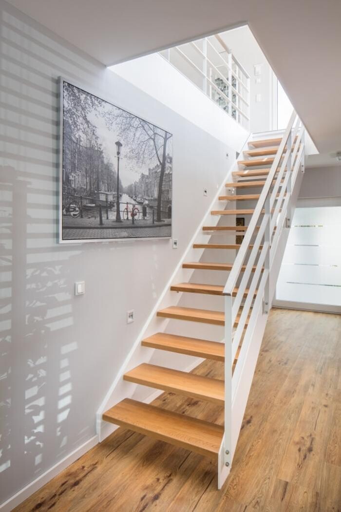 Bilder LOMA Stahl GmbH - Gitterroste, Gitterroststufen,V2A, V4A, GFK, Treppenanlagen, Spindeltreppen, Design-Geländer, Fußabstreifer