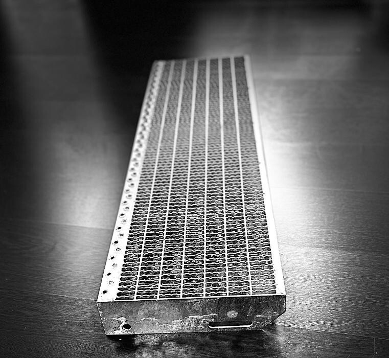 Bilder LOMA Stahl GmbH - Gitterroste, Gitterroststufen,V2A, V4A, GFK, Treppenanlagen, Spindeltreppen, Design-Geländer, Fußabstreifer