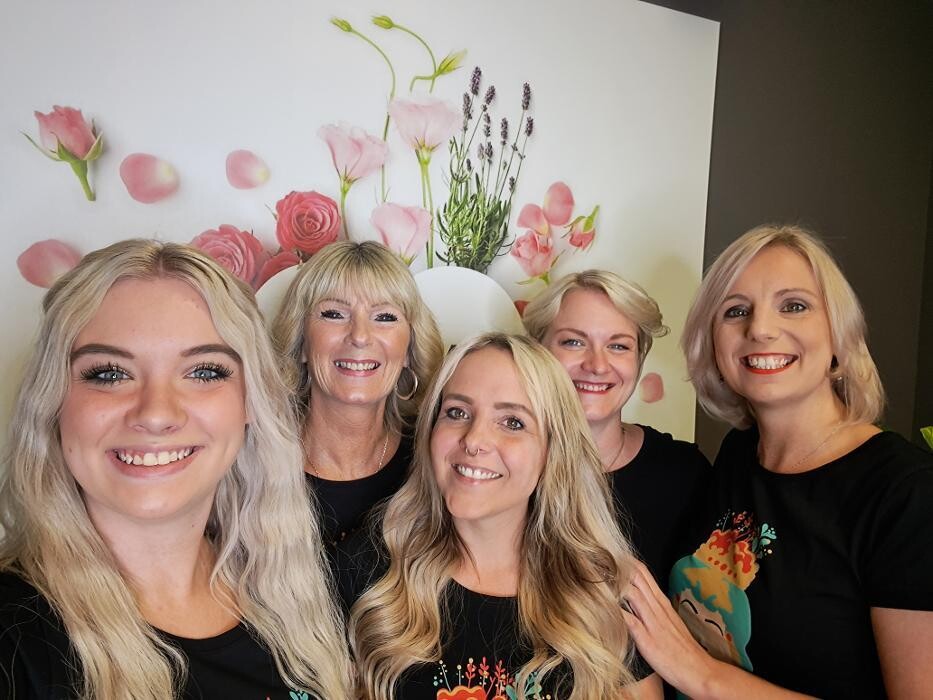 Bilder Dream Hair by Sandra Büttgen & Team