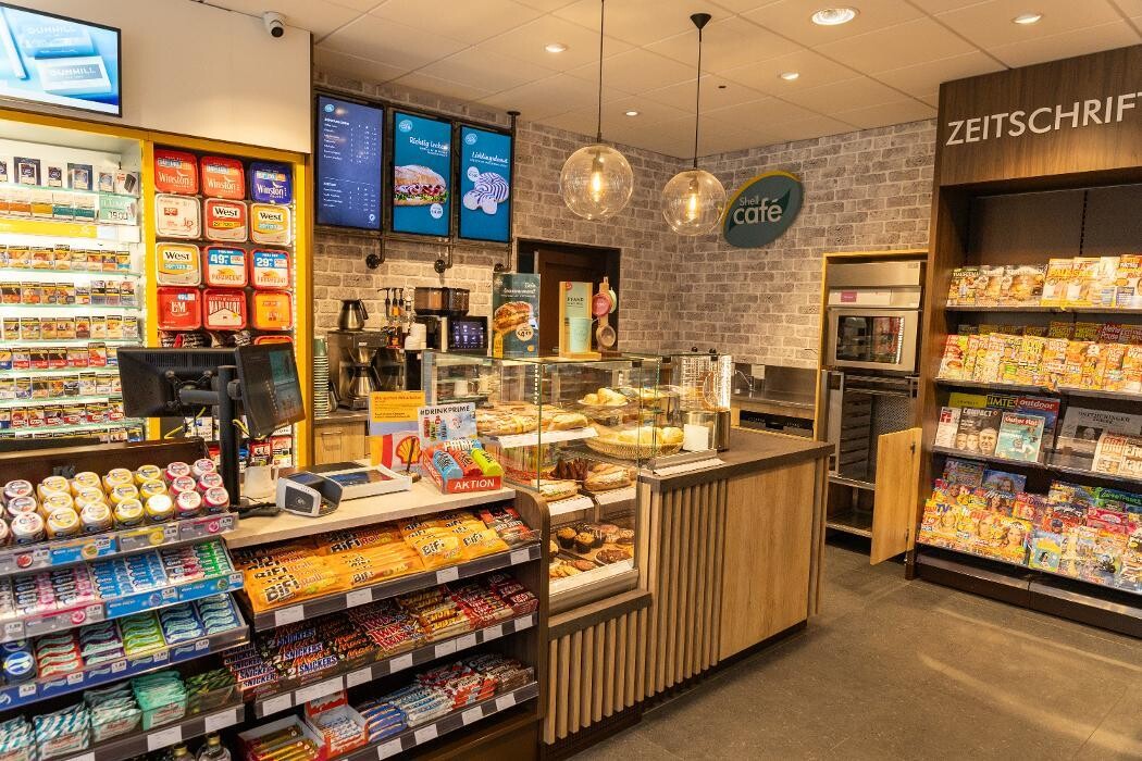 Bilder Shell Recharge Charging Station