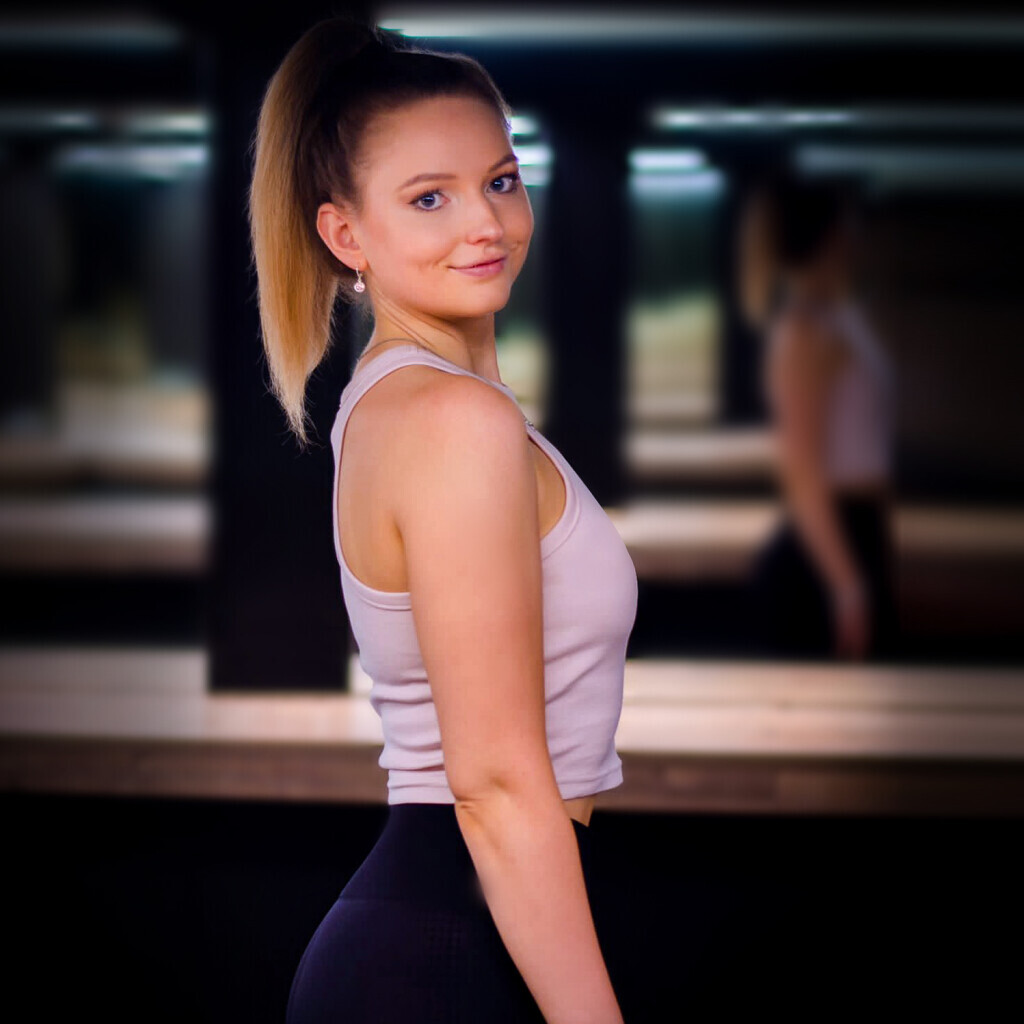 Bilder FITNESS HALLE 46