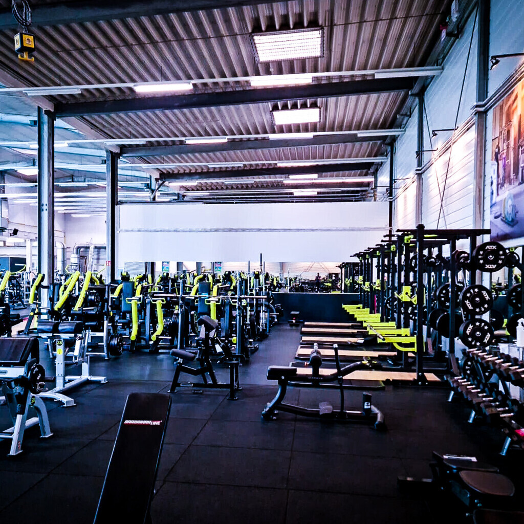 Bilder FITNESS HALLE 46