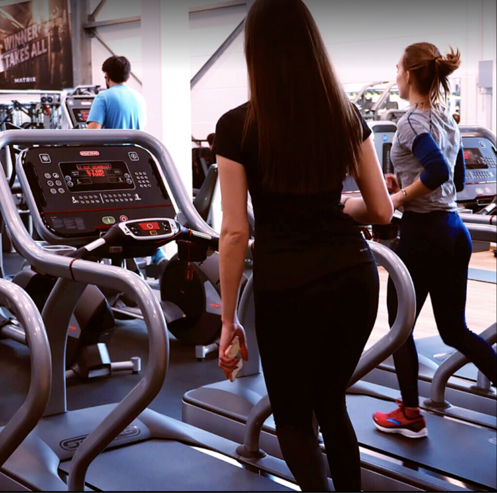 Bilder FITNESS HALLE 46