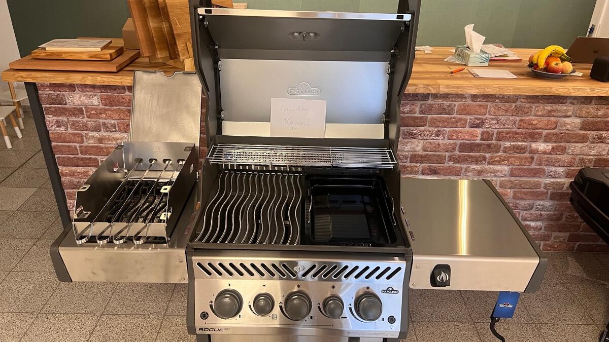Bilder Freiluftgenuss -Grills und Outdoorküchen