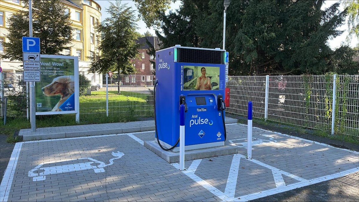 Bilder Aral pulse Ladestation