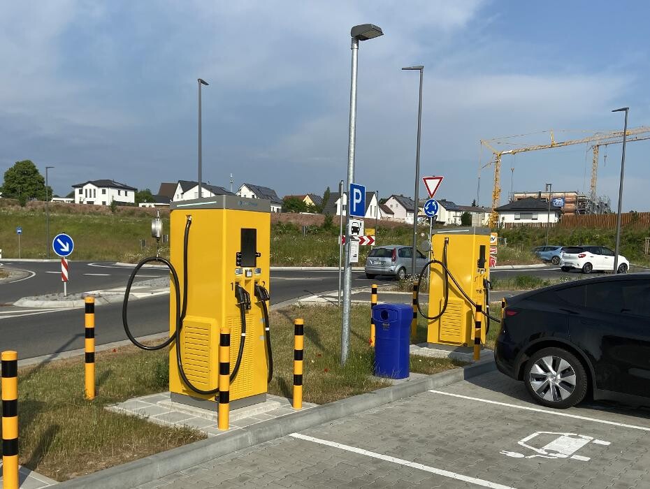 Bilder JET Ladestation