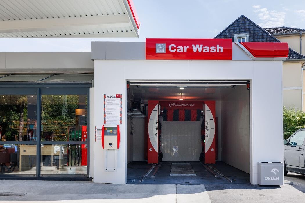 Bilder ORLEN Tankstelle