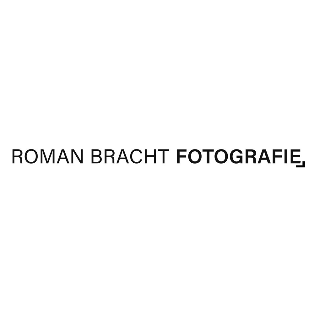 Roman Bracht Fotografie Logo