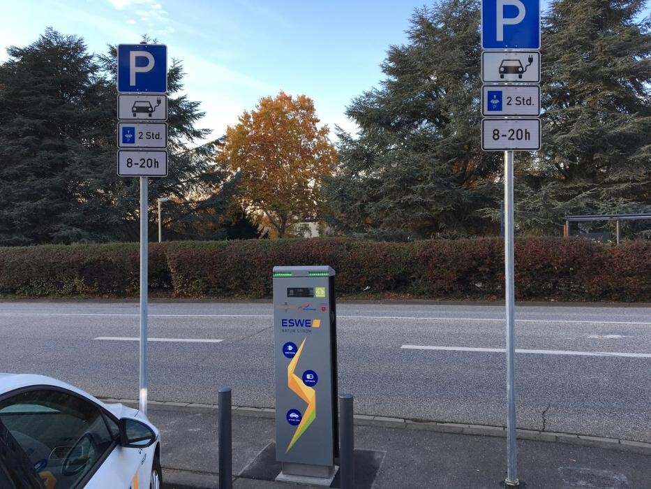 Bilder ESWE Versorgung Ladestation