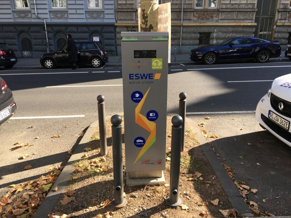 Bilder ESWE Versorgung Ladestation