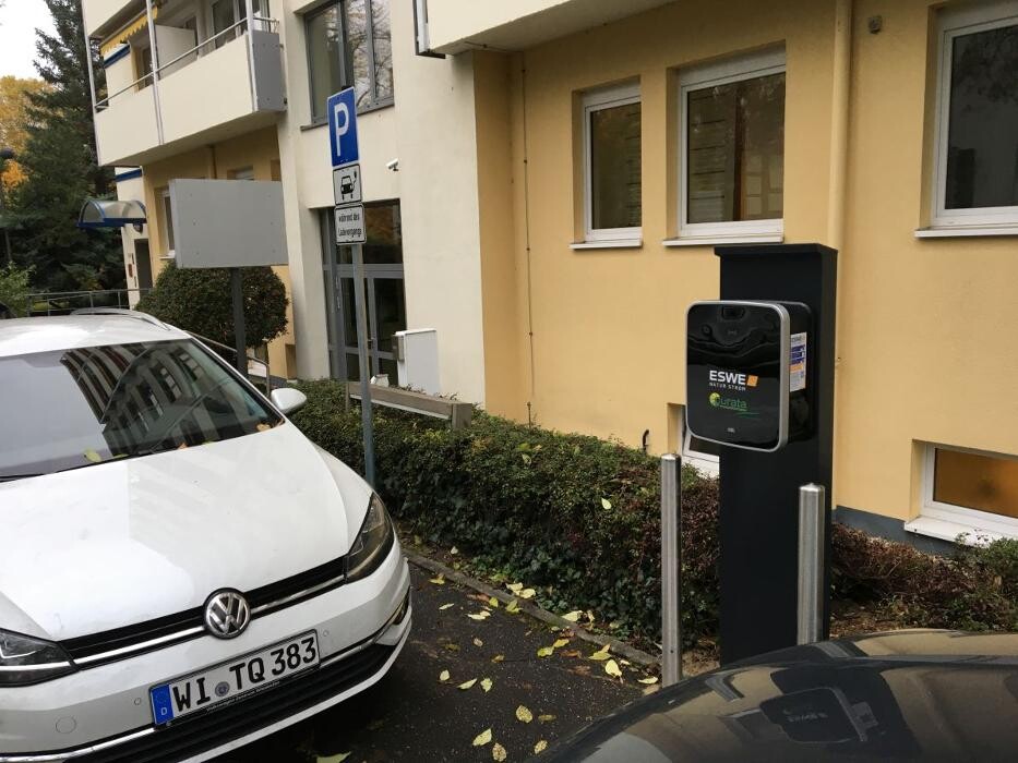 Bilder ESWE Versorgung Ladestation