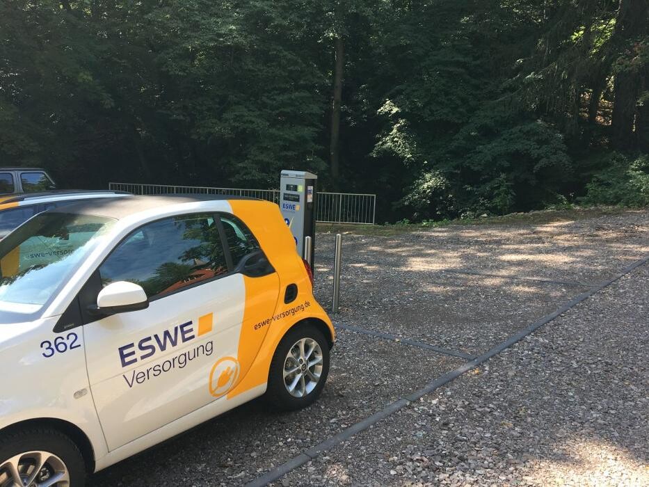 Bilder ESWE Versorgung Ladestation