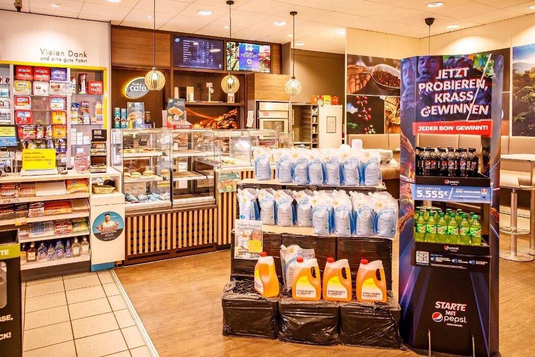 Bilder Shell Recharge Charging Station