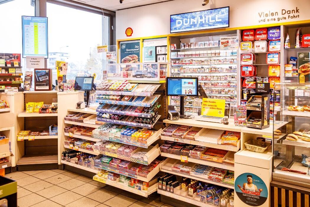 Bilder Shell Recharge Charging Station