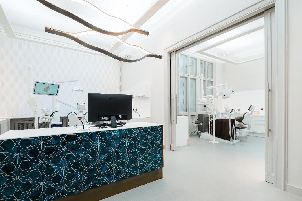 Bilder DENTALFIRST - Zahnärzte Dres. Nowak